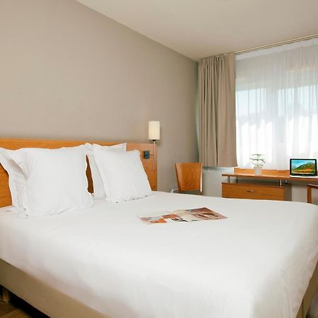 Sejours & Affaires Poitiers Lamartine Exterior photo